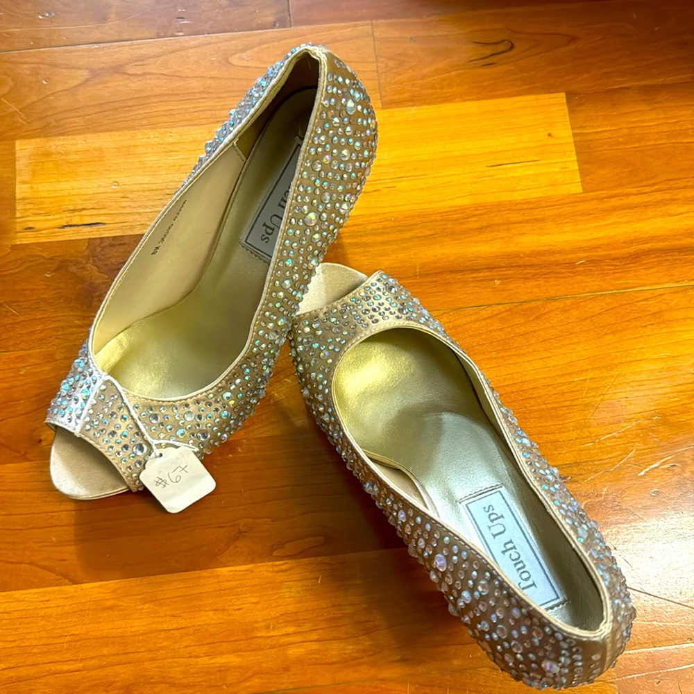Ladies dressy, sparkly heels, size 8